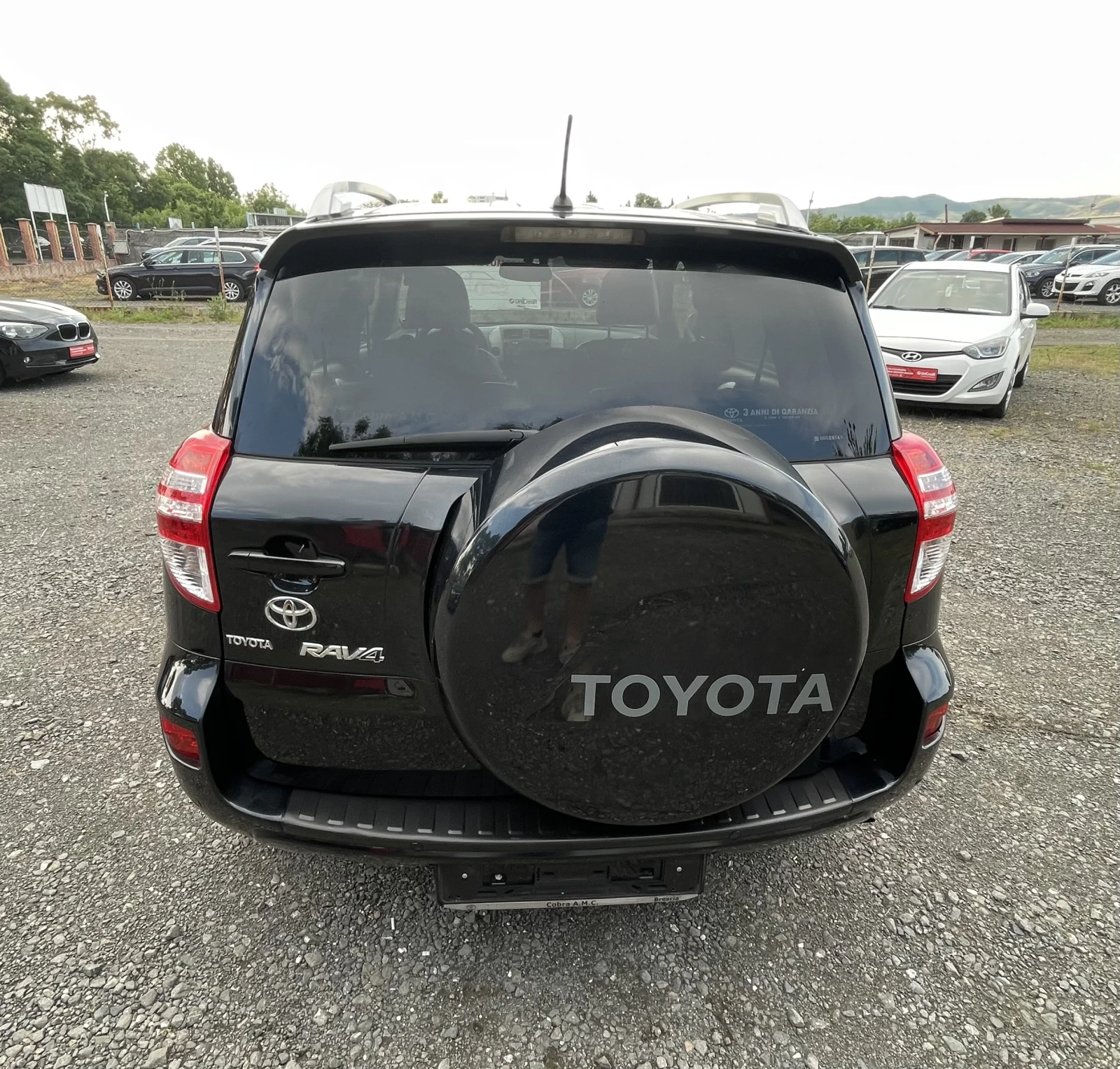 Toyota Rav4 Executive 2.0i 158к.с. 4x4 Facelift Автоматик F1 , снимка 6 - Автомобили и джипове - 54774314