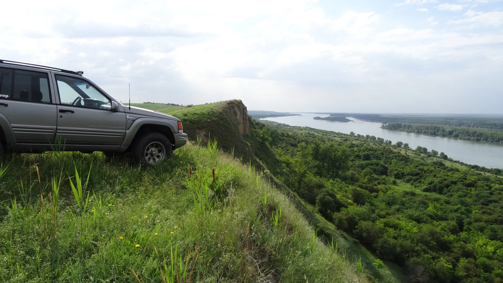 Jeep Grand cherokee 5.9, снимка 9 - Автомобили и джипове - 55367303