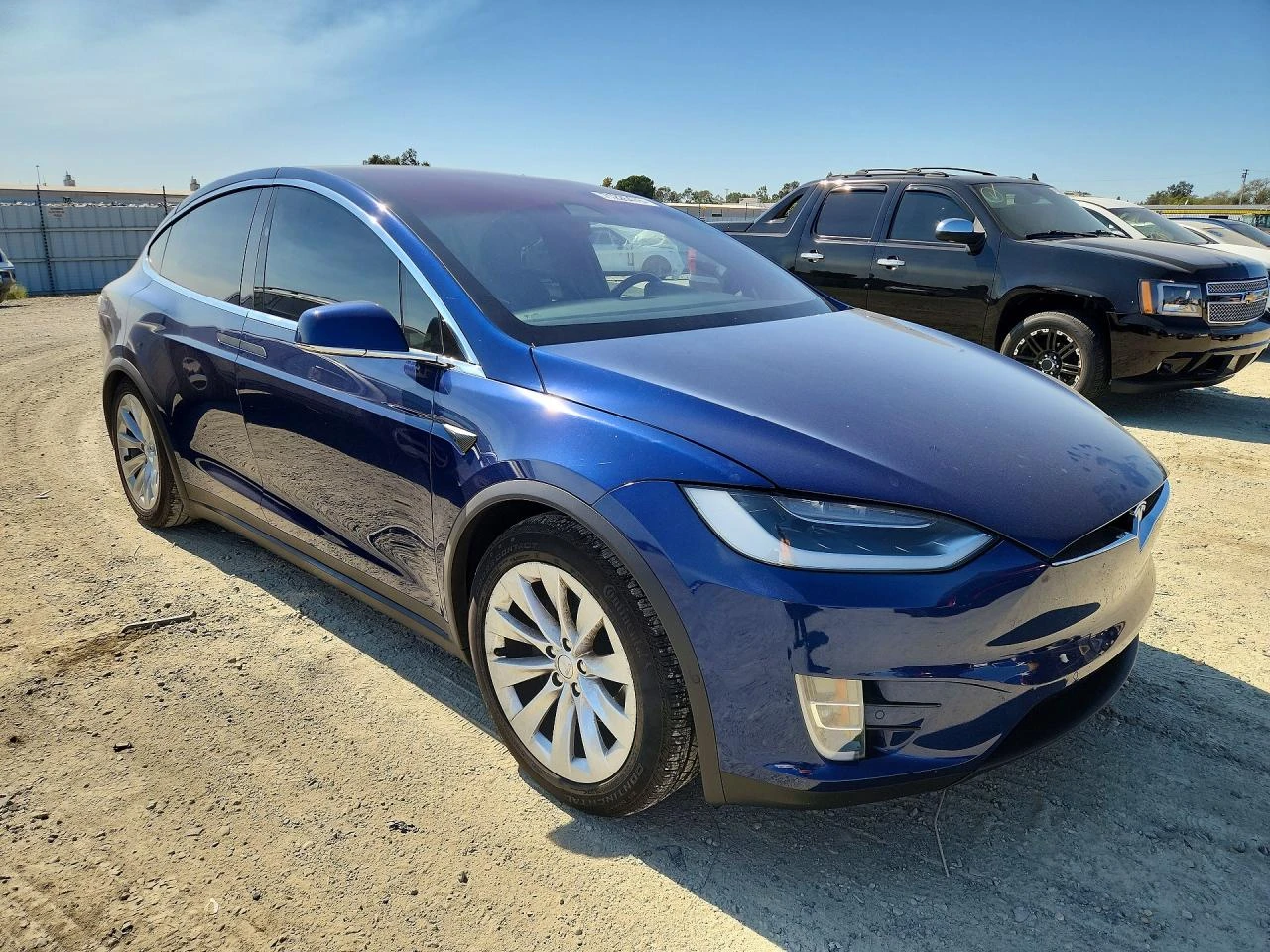 Tesla Model X, снимка 4 - Автомобили и джипове - 56525925