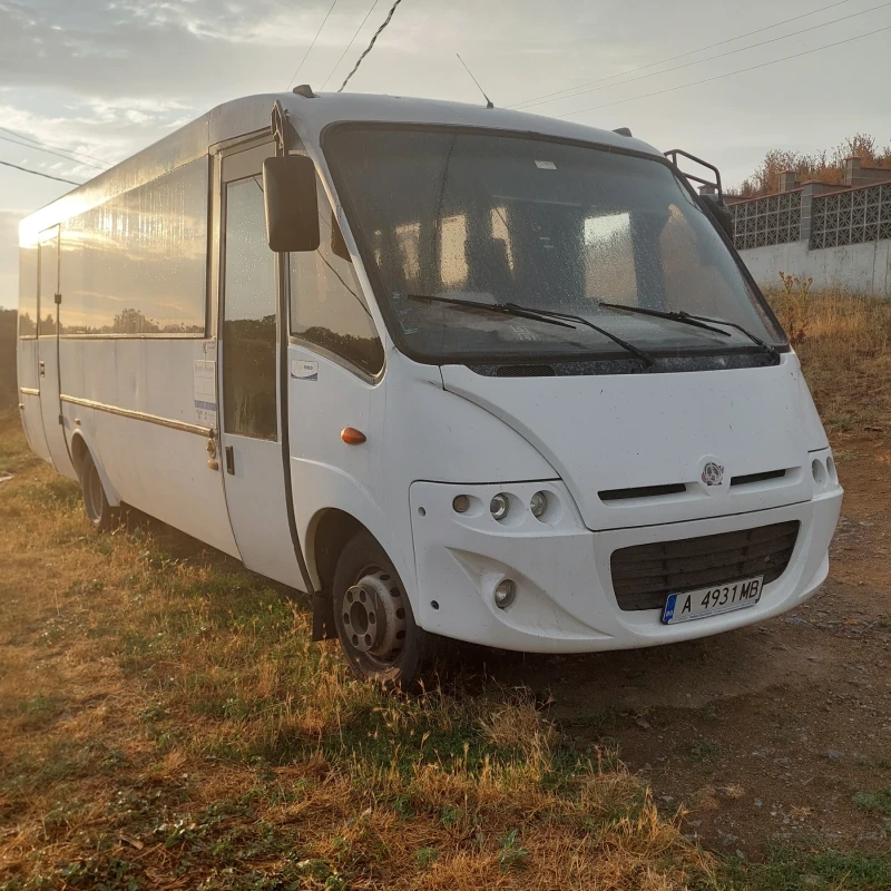 Iveco 35c18, снимка 2 - Бусове и автобуси - 47379640