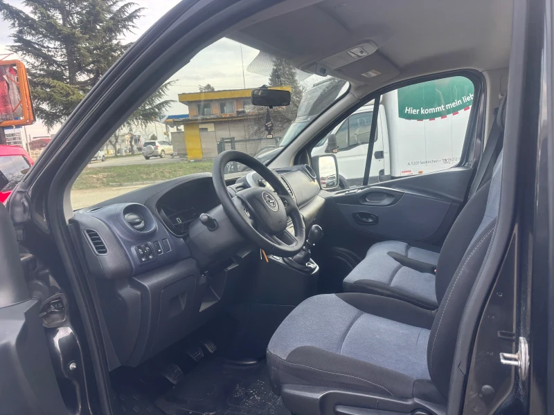 Opel Vivaro 9 места Клима Euro 5B MAXI, снимка 7 - Бусове и автобуси - 48416486