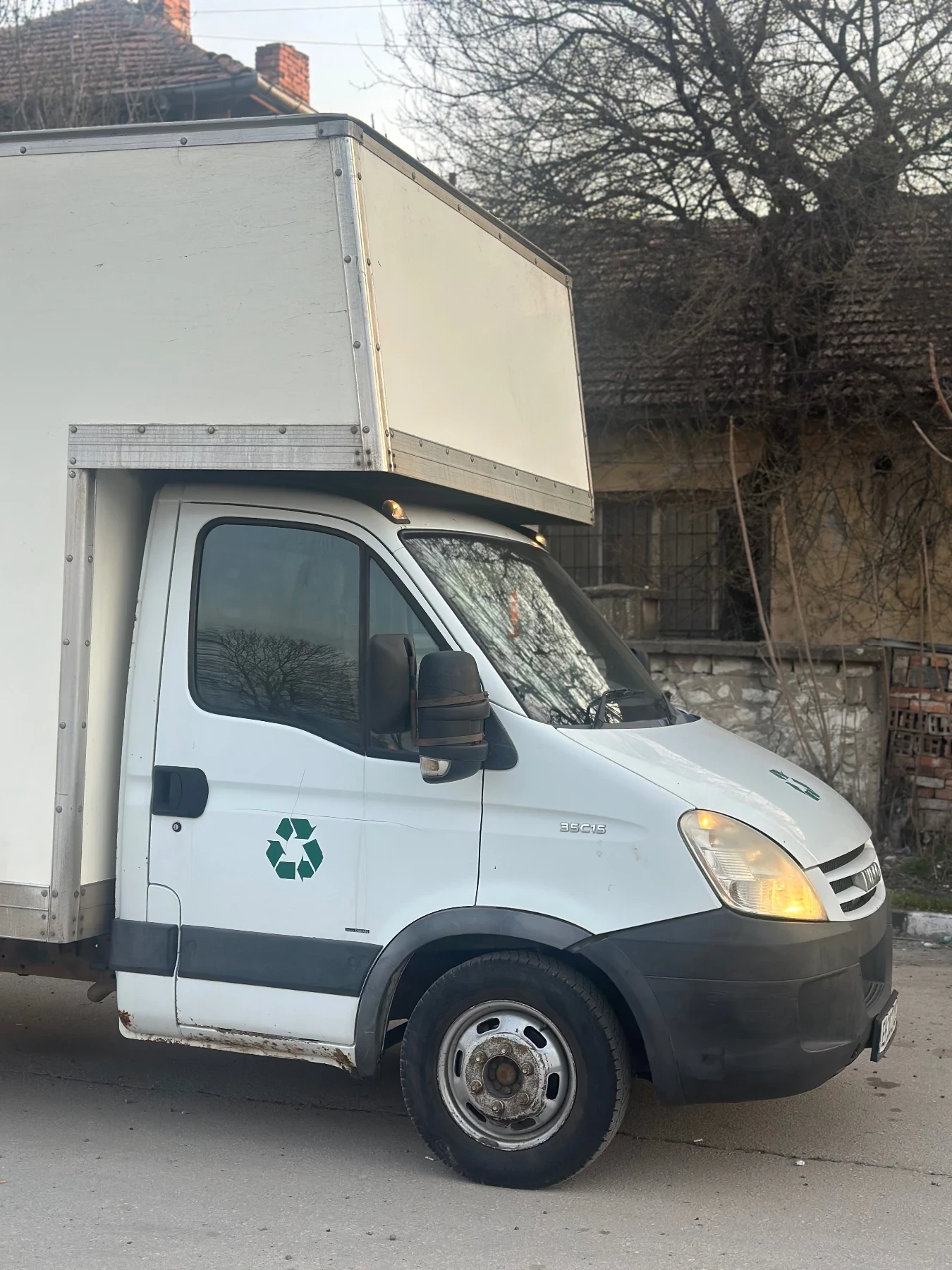 Iveco 35c15 3.0 дизел Фургон 5 метра, снимка 4 - Бусове и автобуси - 51737174