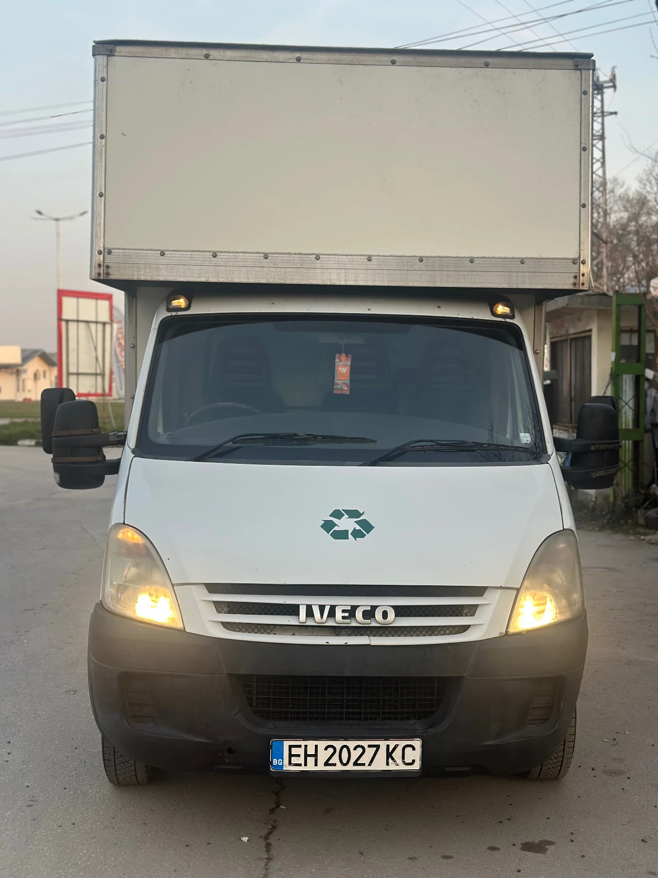 Iveco 35c15 3.0 дизел Фургон 5 метра, снимка 2 - Бусове и автобуси - 51737174