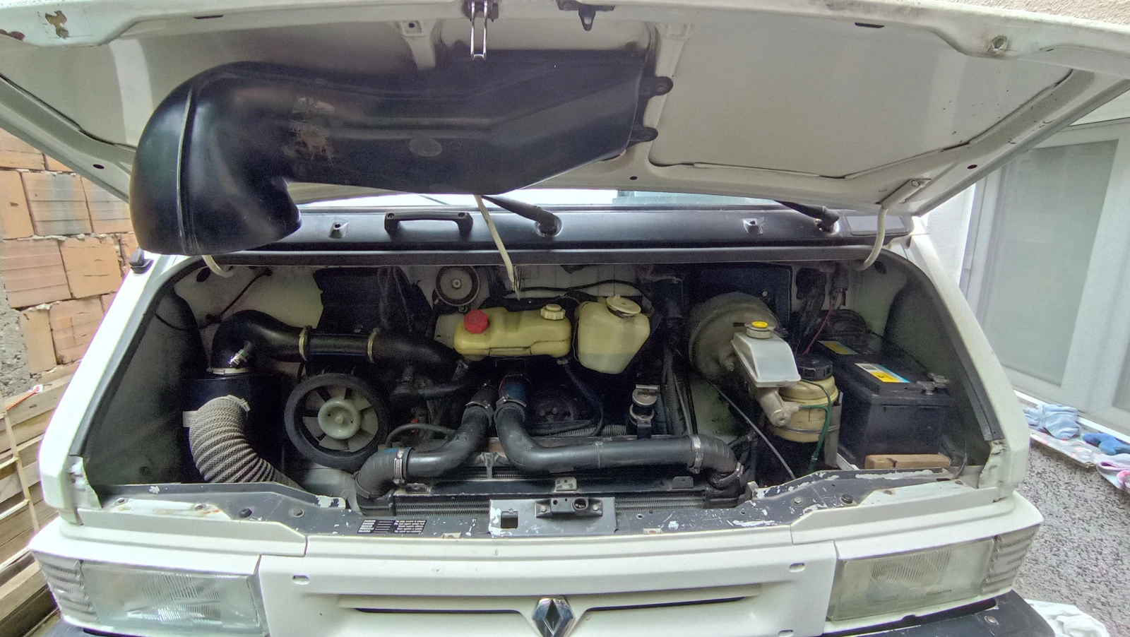 Renault Master B120TDI Блокаж, снимка 9 - Бусове и автобуси - 54497656