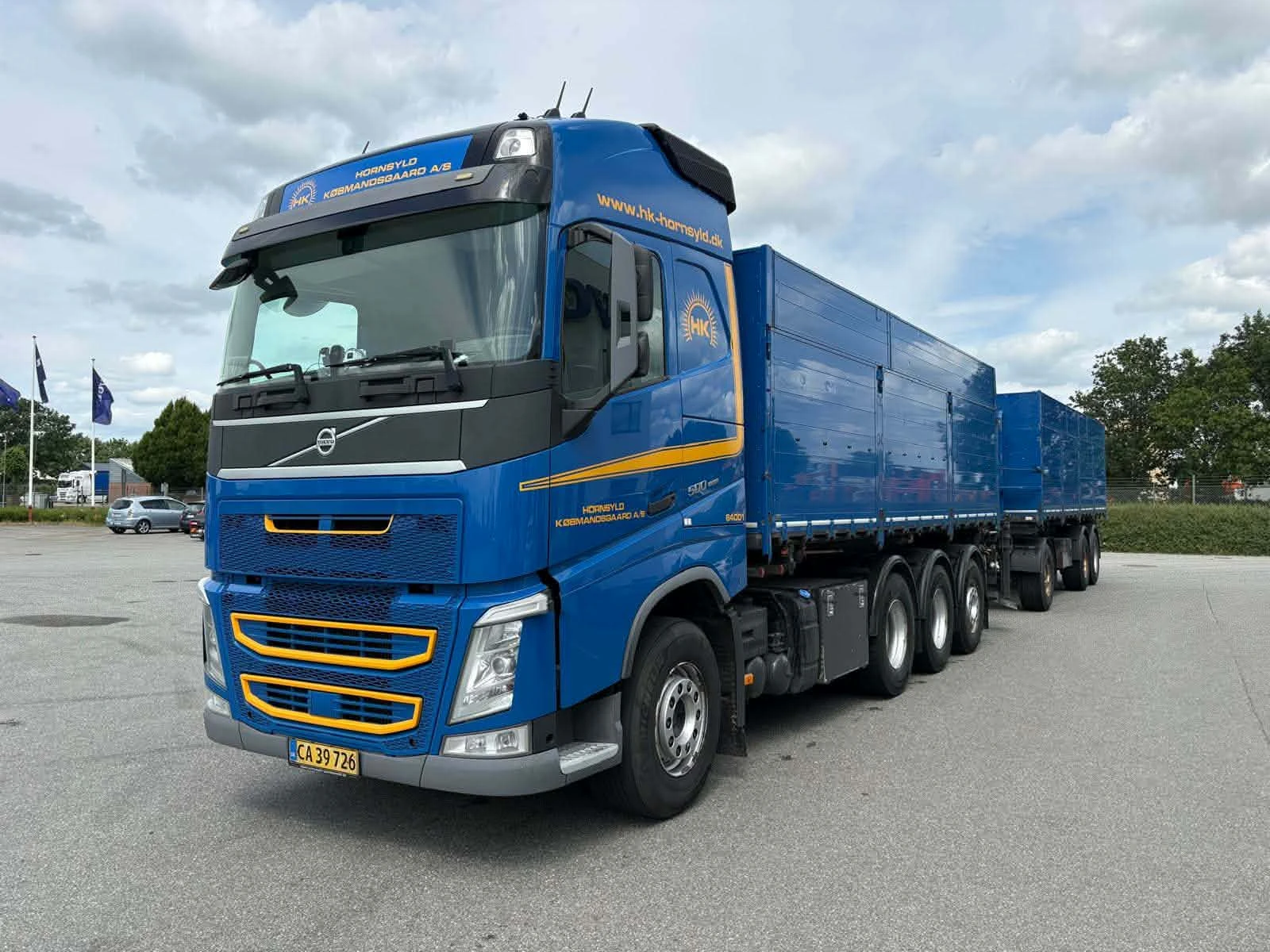 Volvo Fh ЗЪРНОВОЗ  8 x 4