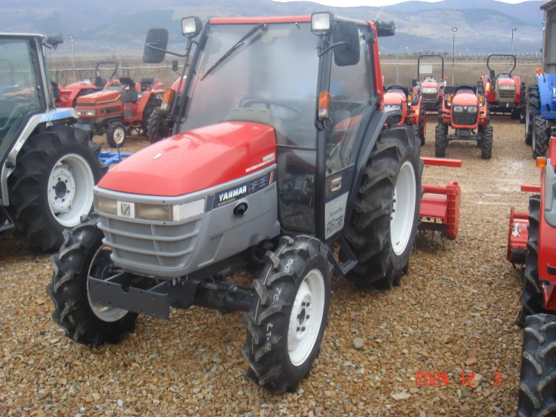 Трактор Kubota СКАЙТРАК, снимка 1 - Селскостопанска техника - 48206781