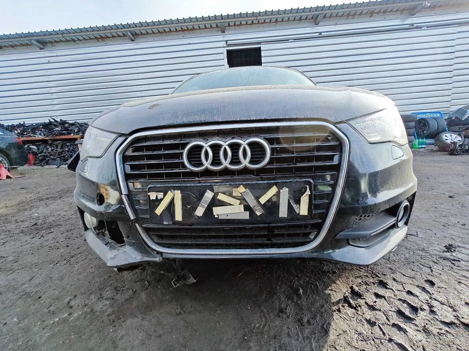 На части Audi A1 8X BUD 12i ръчка Ауди S-line