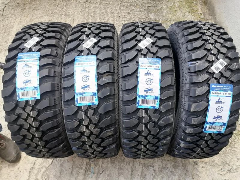 Гуми Летни 245/70R16, снимка 1 - Гуми и джанти - 33284260