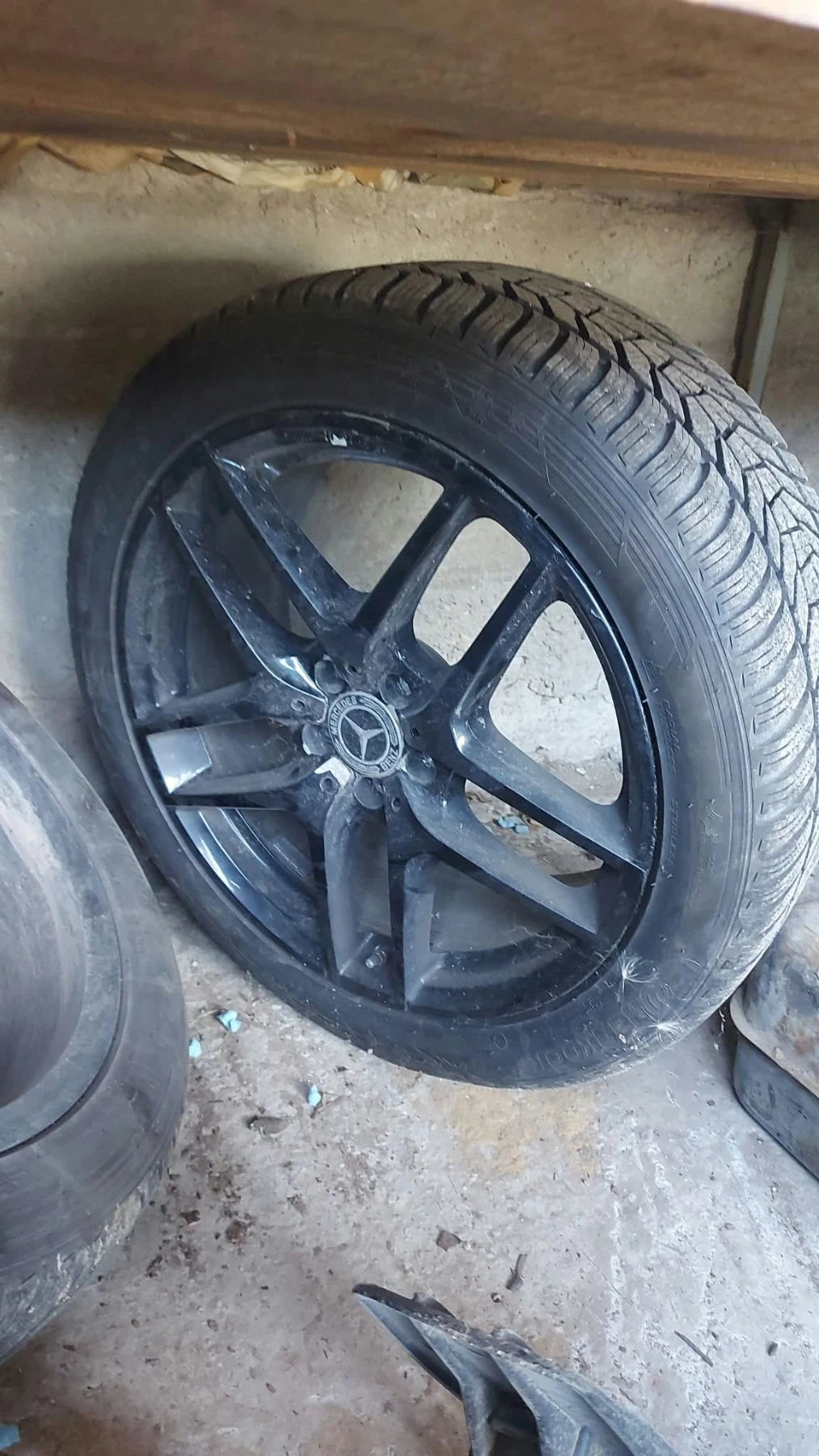 Гуми с джанти Hankook 245/45R19