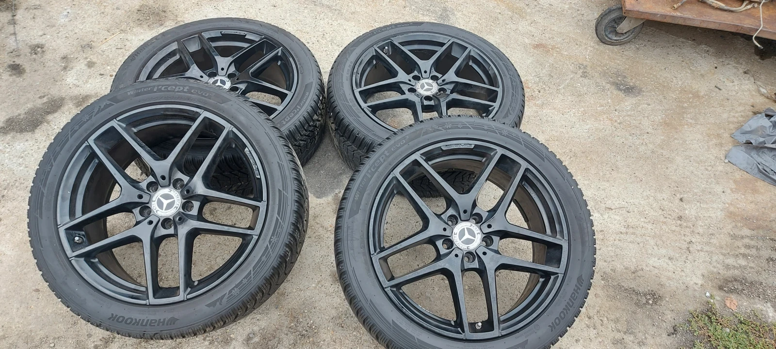 Гуми с джанти Hankook 245/45R19