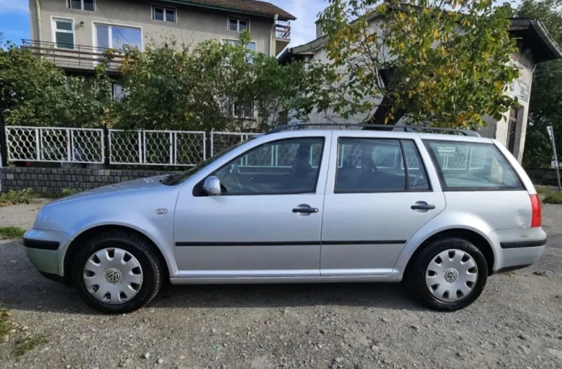 VW Golf, снимка 14 - Автомобили и джипове - 47960162