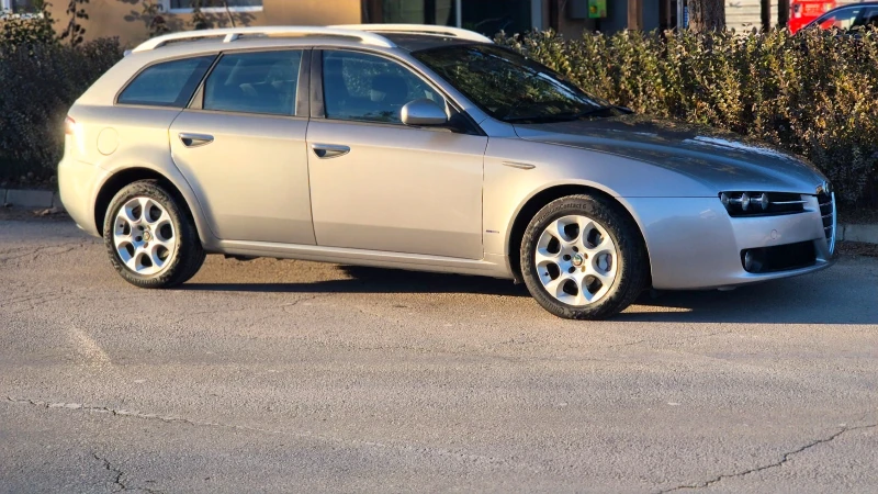 Alfa Romeo 159 sportwagon Italy Facelift 2.0 JTDm, снимка 8 - Автомобили и джипове - 48014360