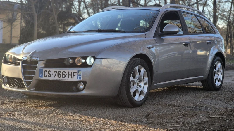 Alfa Romeo 159 sportwagon Italy Facelift 2.0 JTDm, снимка 2 - Автомобили и джипове - 48963667