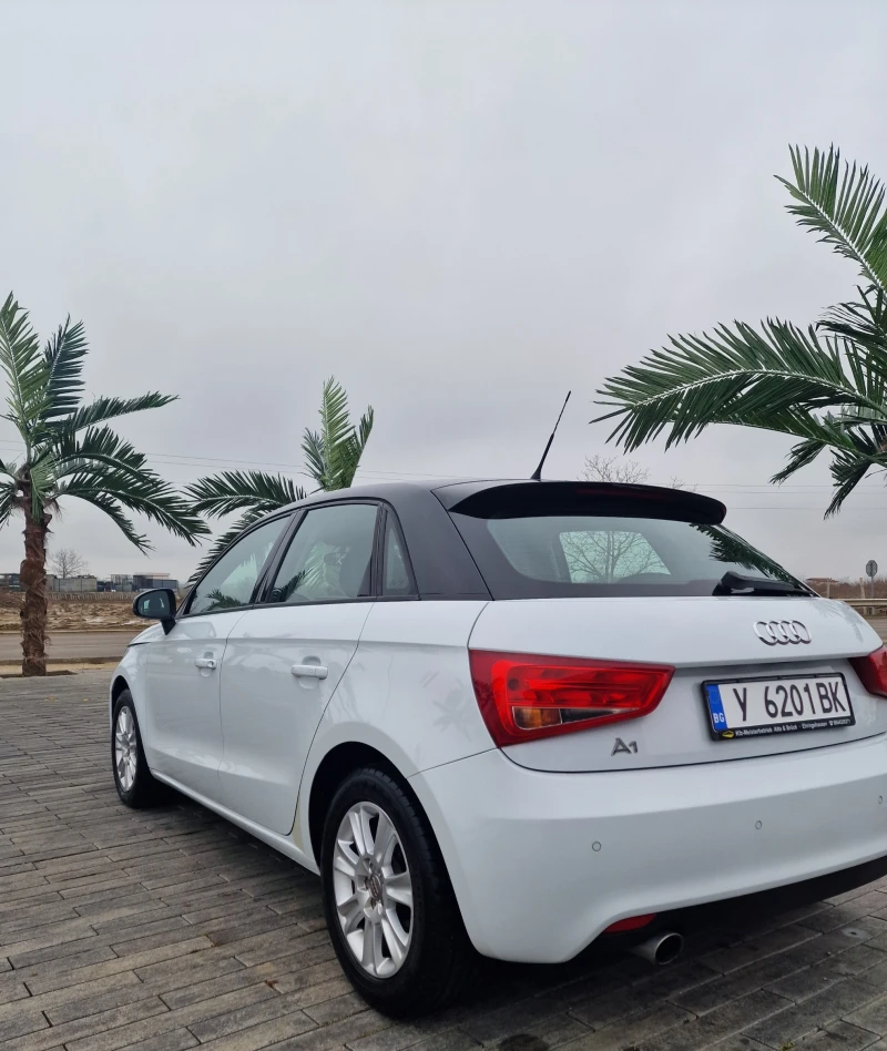 Audi A1 1.6 TDI, снимка 8 - Автомобили и джипове - 48933677