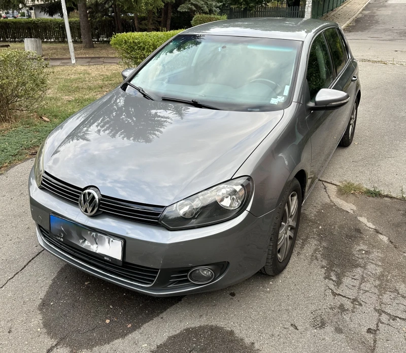 VW Golf, снимка 8 - Автомобили и джипове - 51913926