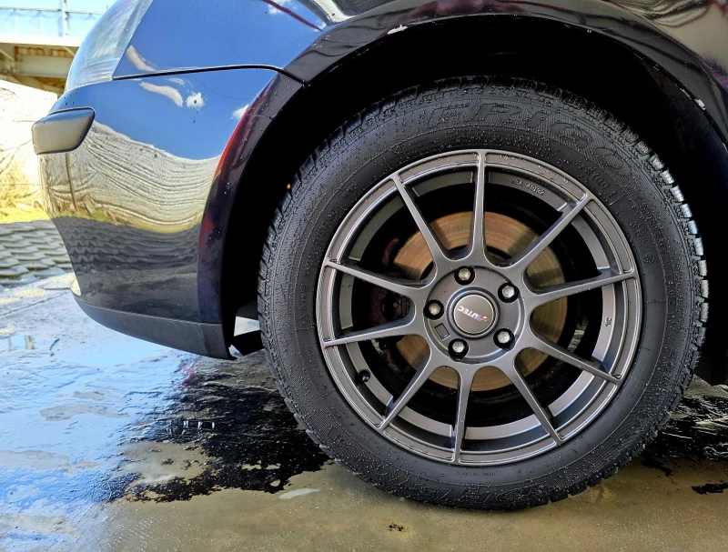 VW Golf 1.6 102к.с. + газова уредба, снимка 4 - Автомобили и джипове - 52080484