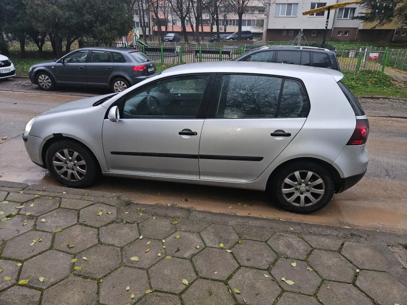 VW Golf 1.9, снимка 4 - Автомобили и джипове - 53060310