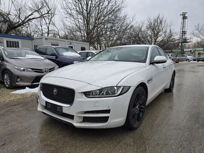 Jaguar XE 2.0D 180к.с ПРОБЛЕМ В МОТОРА , снимка 2 - Автомобили и джипове - 53563473