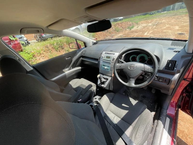 Toyota Corolla verso 1.8vvt-i 129к.с 80 0000 ХИЛЯДИ НА ЧАСТИ - изображение 7