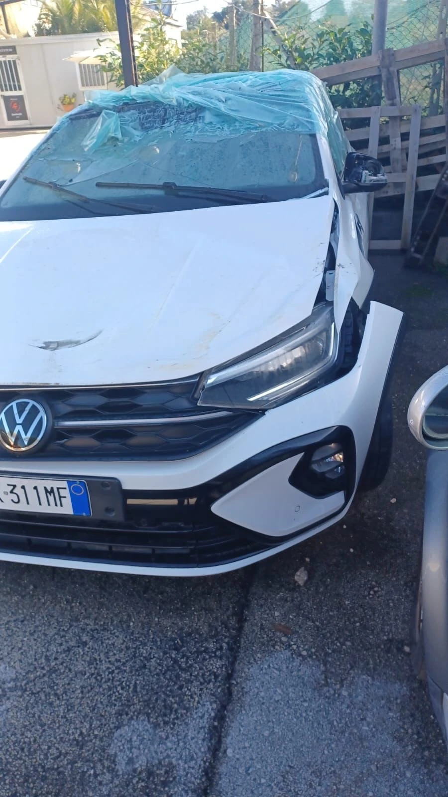 VW Taigo 1.0 DLA | Mobile.bg   1