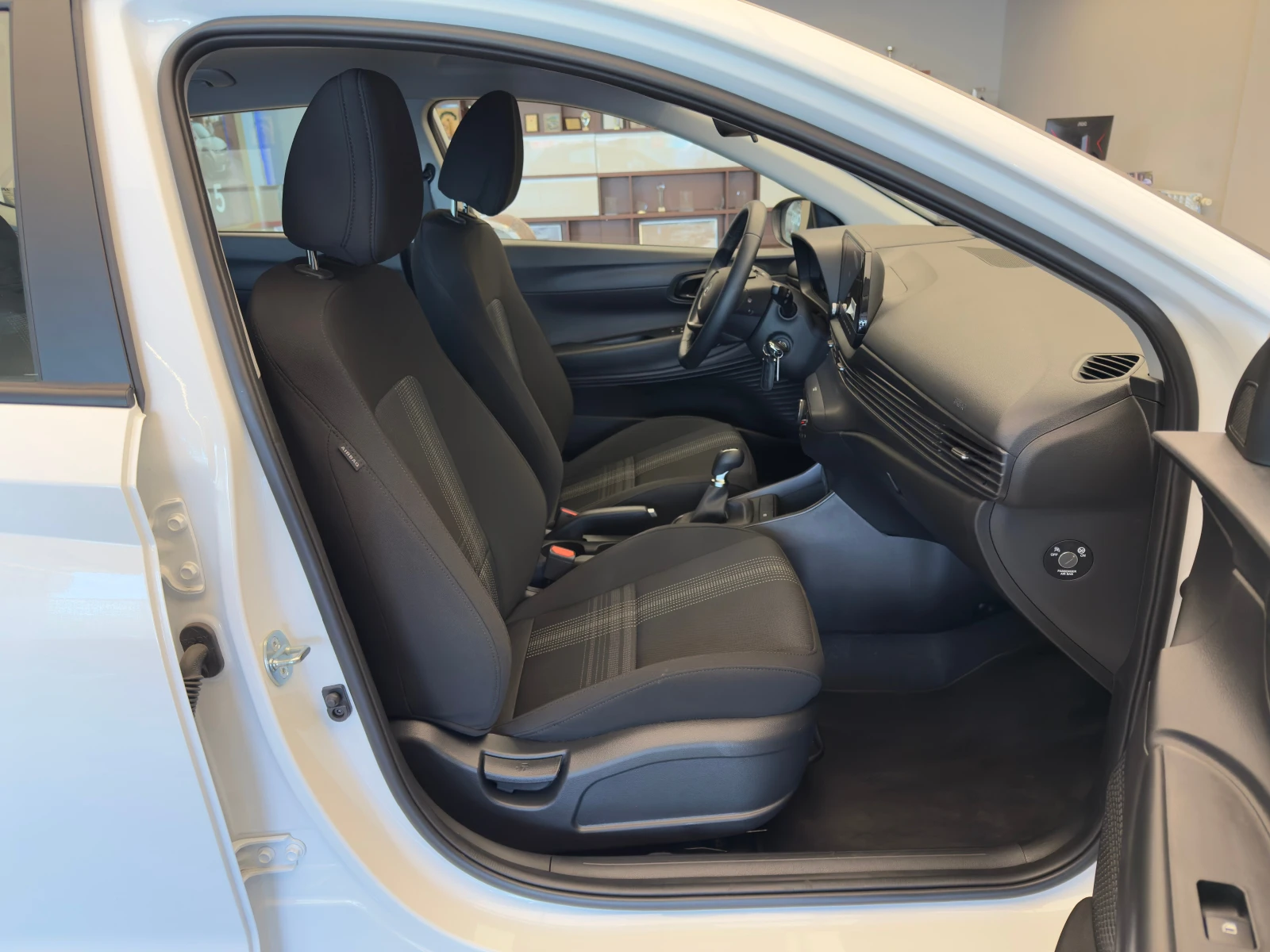 Hyundai I20 BUSINESS - изображение 7