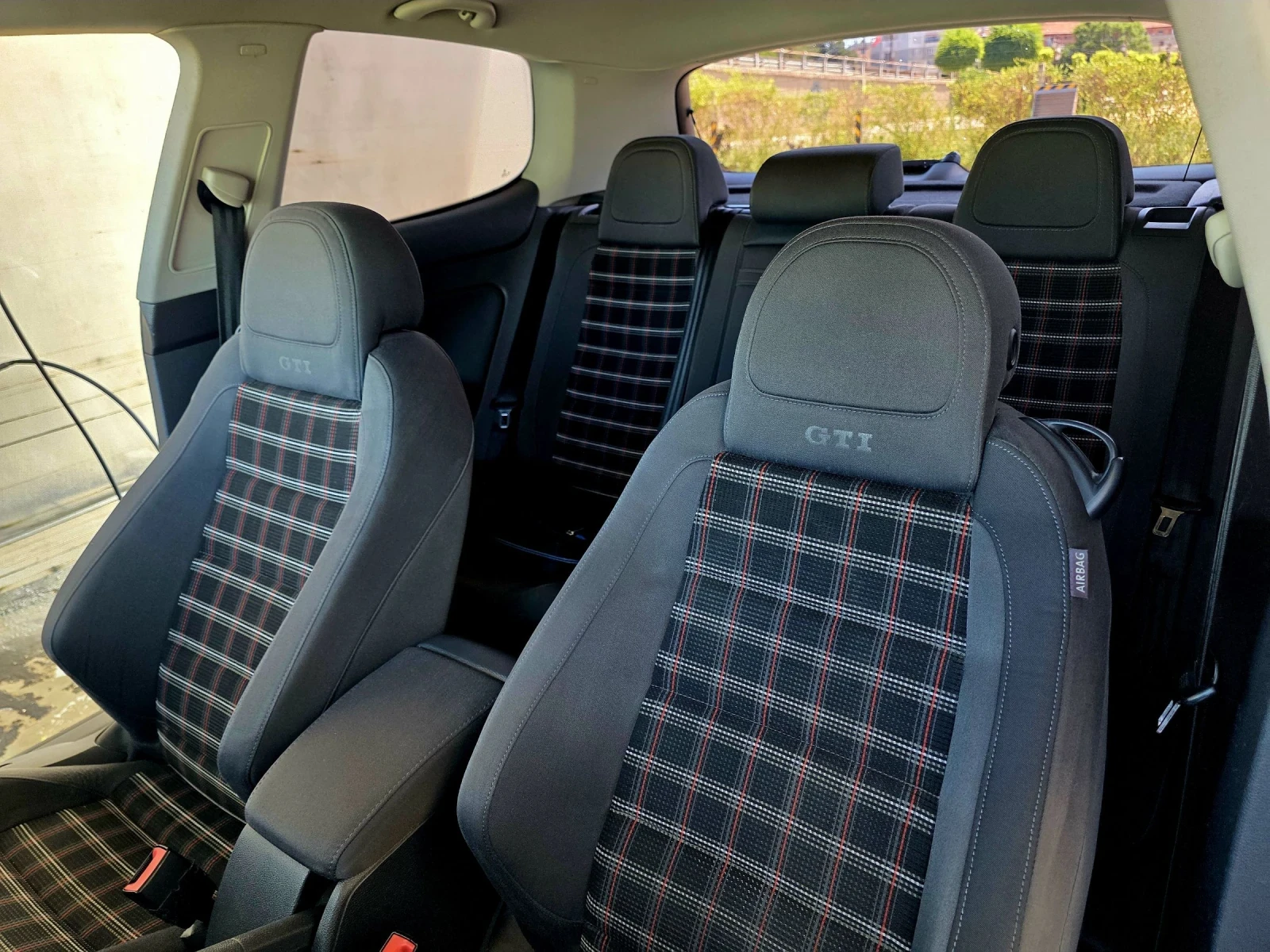VW Golf 1.6 102к.с. + газова уредба - изображение 9
