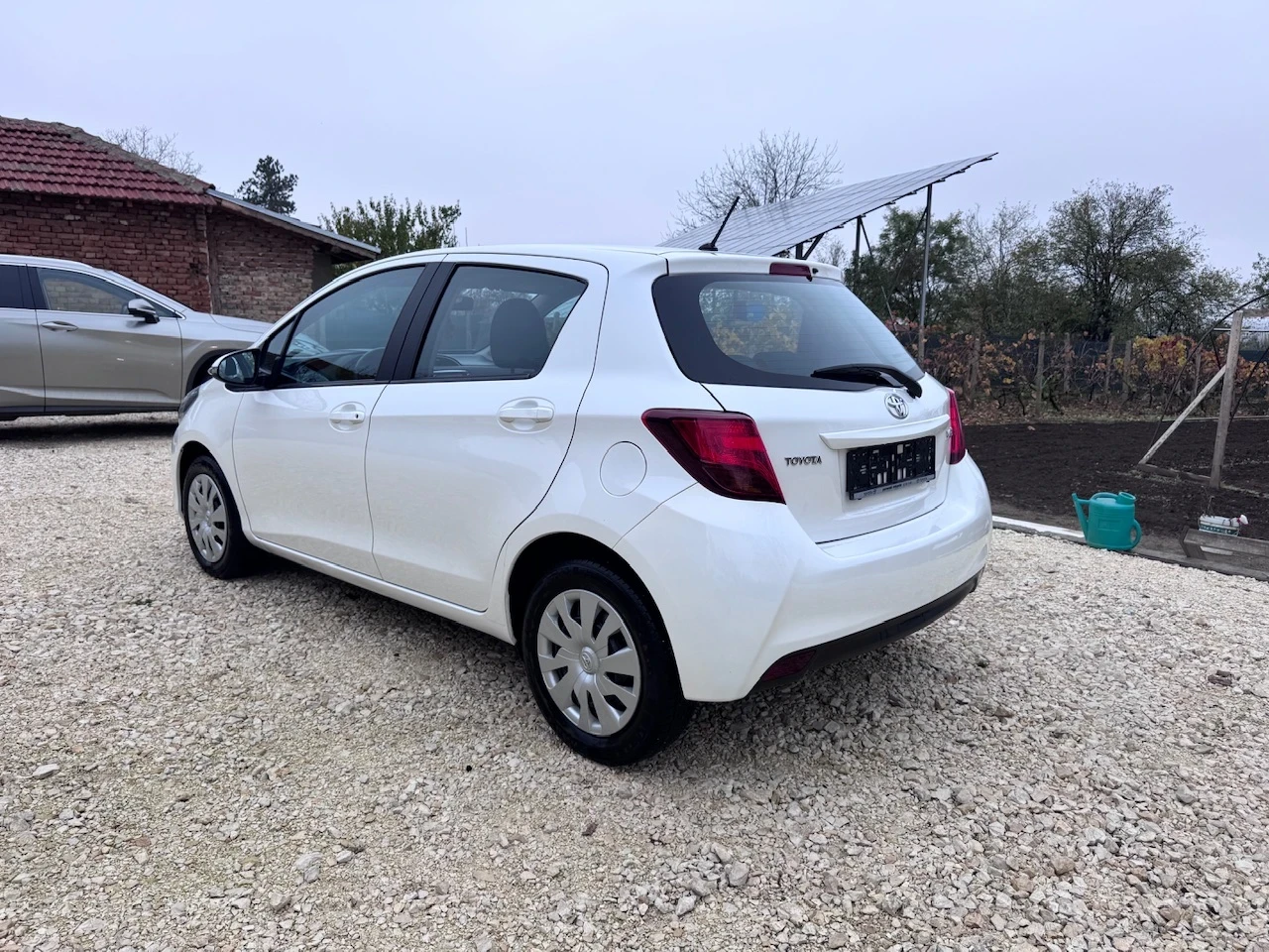Toyota Yaris 1.33i Facelift - изображение 3