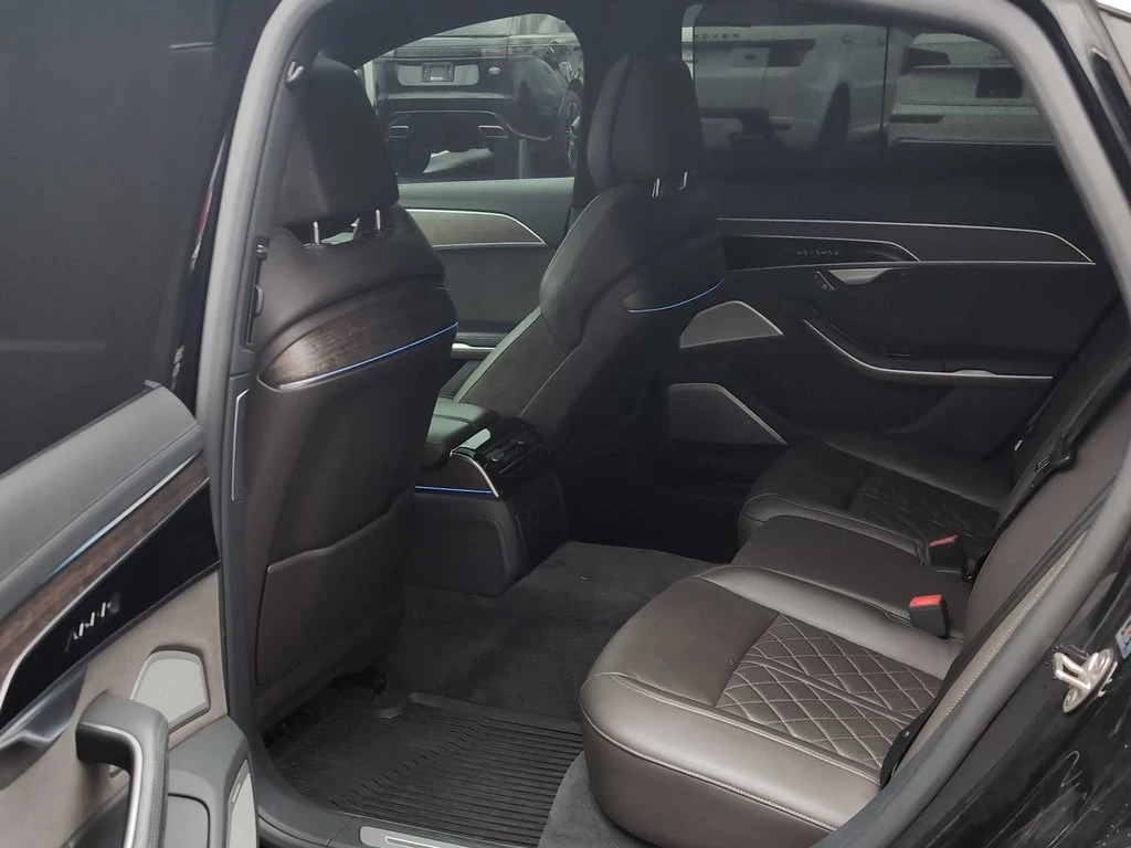 Audi A8 * quattro L * CARFAX *  - изображение 8