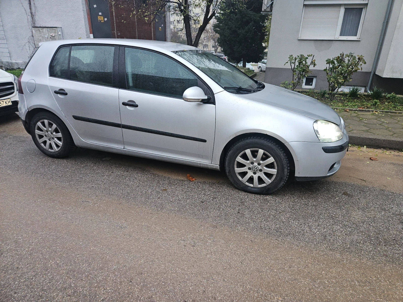 VW Golf 1.9 - изображение 2