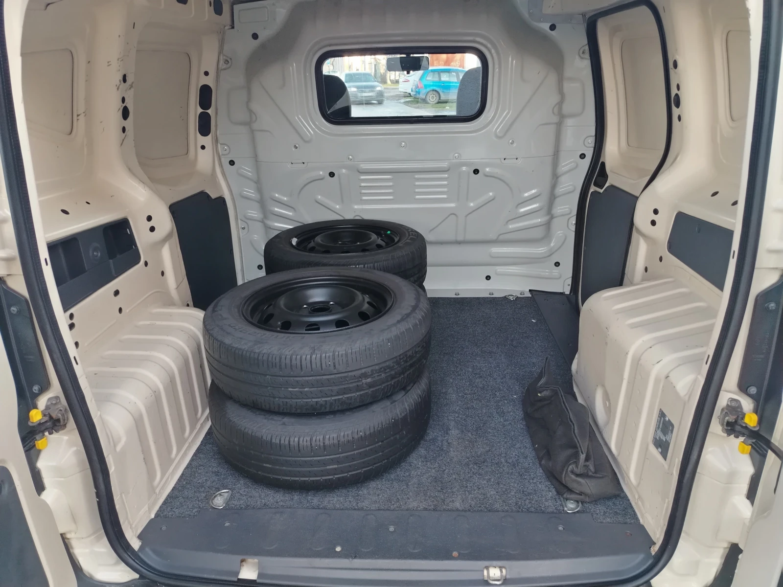 Fiat Fiorino 1.4i | Mobile.bg � ����������� 12