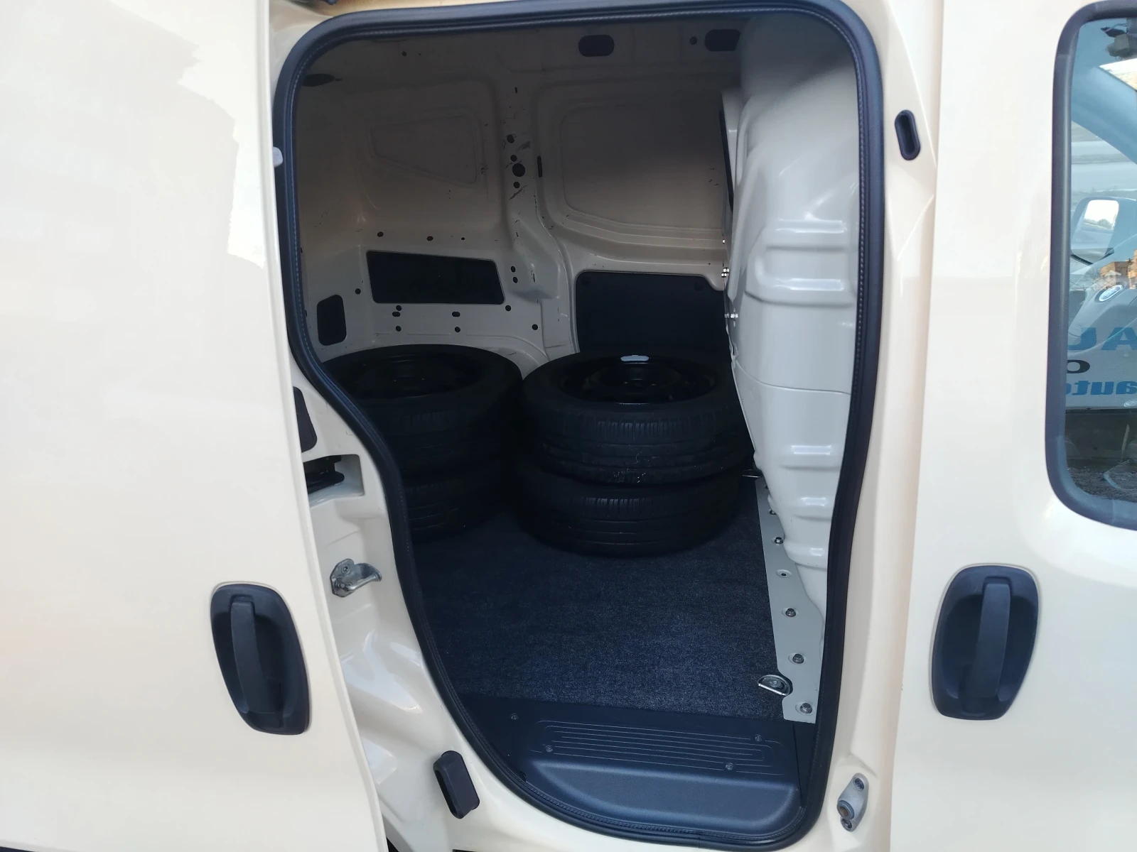 Fiat Fiorino 1.4i | Mobile.bg � ����������� 11