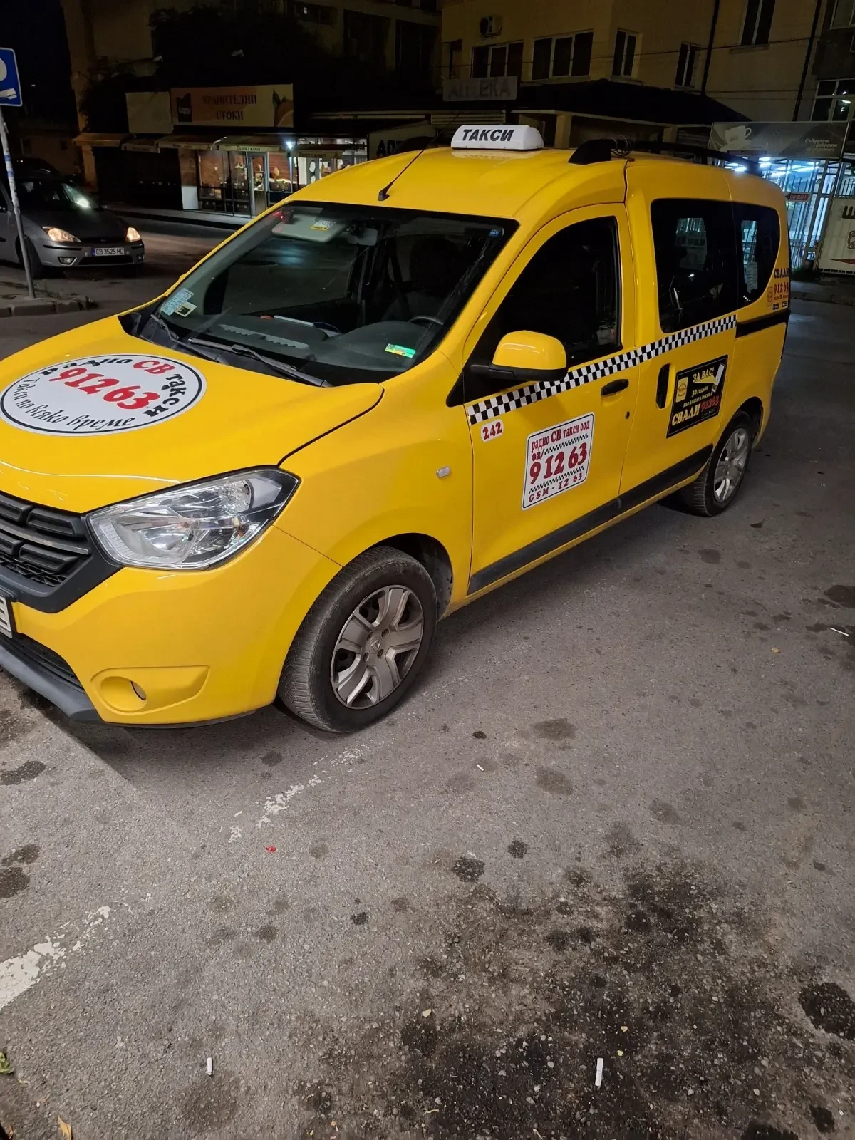 Dacia Dokker, снимка 2 - Автомобили и джипове - 54178532