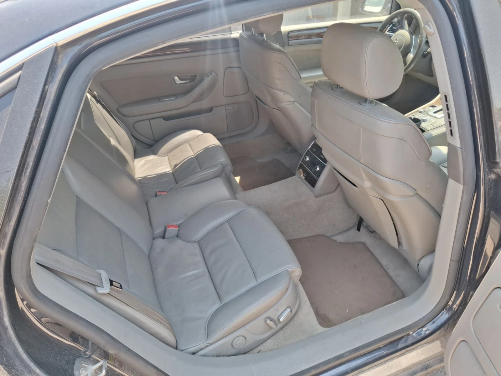 Audi A8, снимка 2 - Автомобили и джипове - 54271380