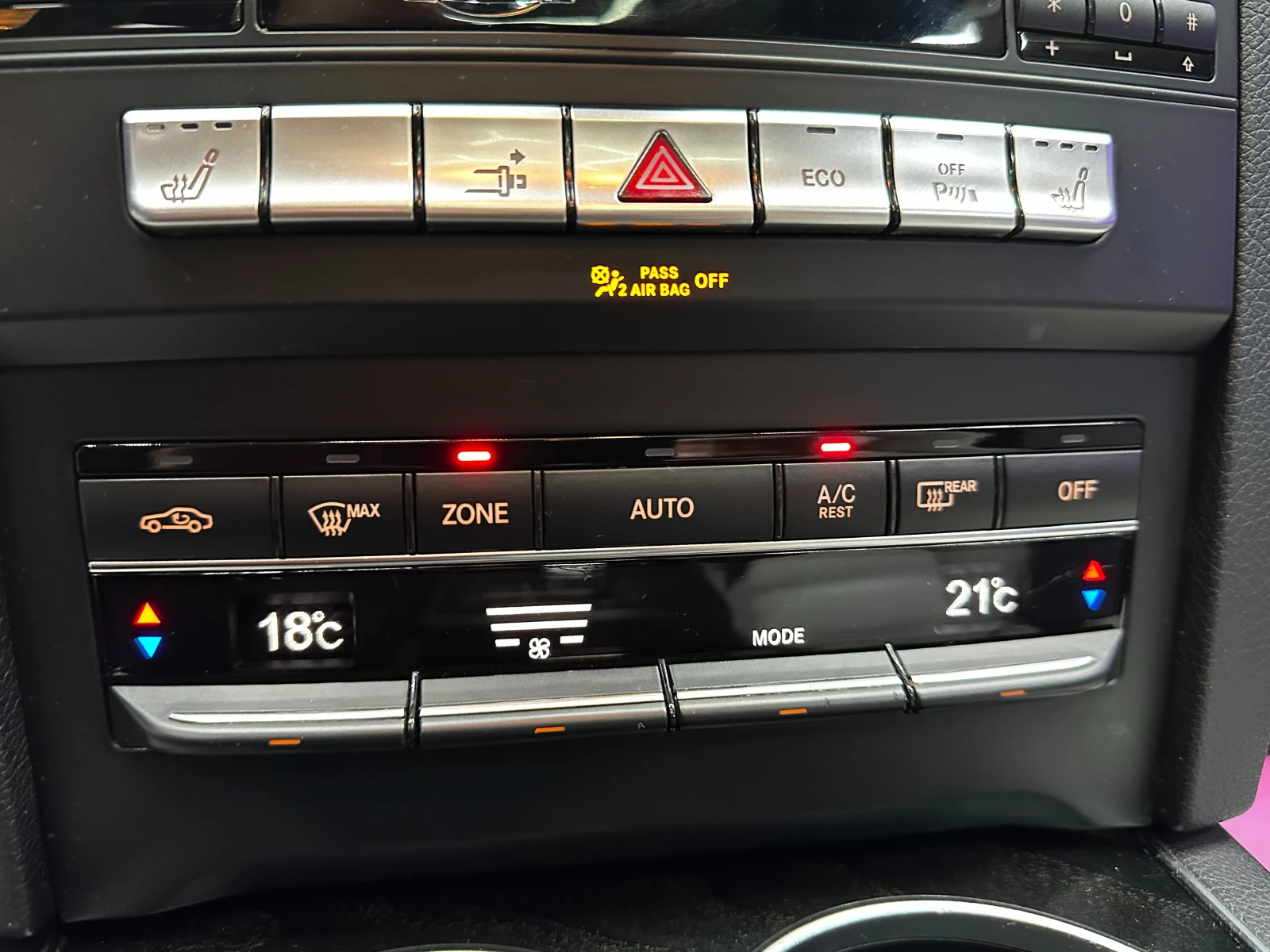 Mercedes-Benz E 400 4Matic, снимка 9 - Автомобили и джипове - 54676593