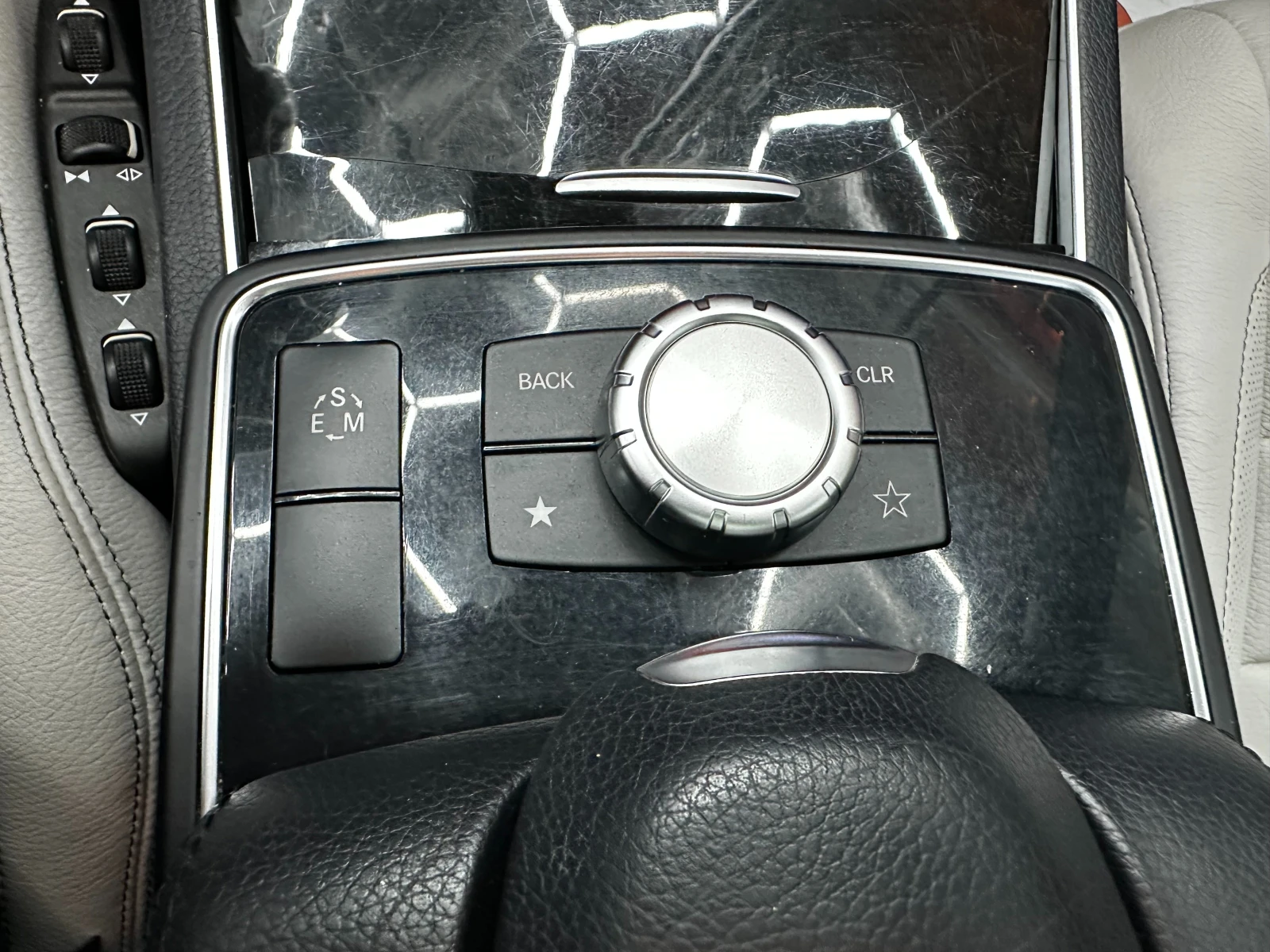 Mercedes-Benz E 400 4Matic, снимка 13 - Автомобили и джипове - 54676593
