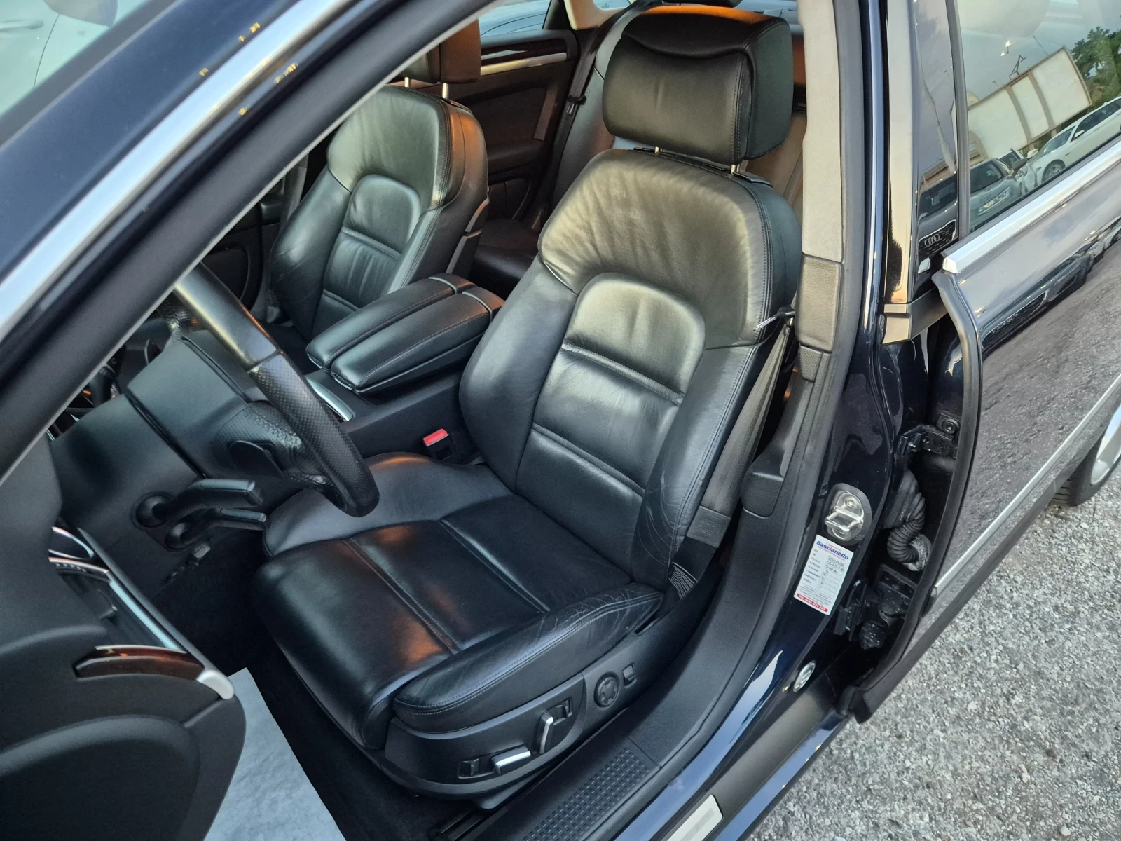 Audi A8 4.2TDI* FACELIFT, снимка 8 - Автомобили и джипове - 55138287