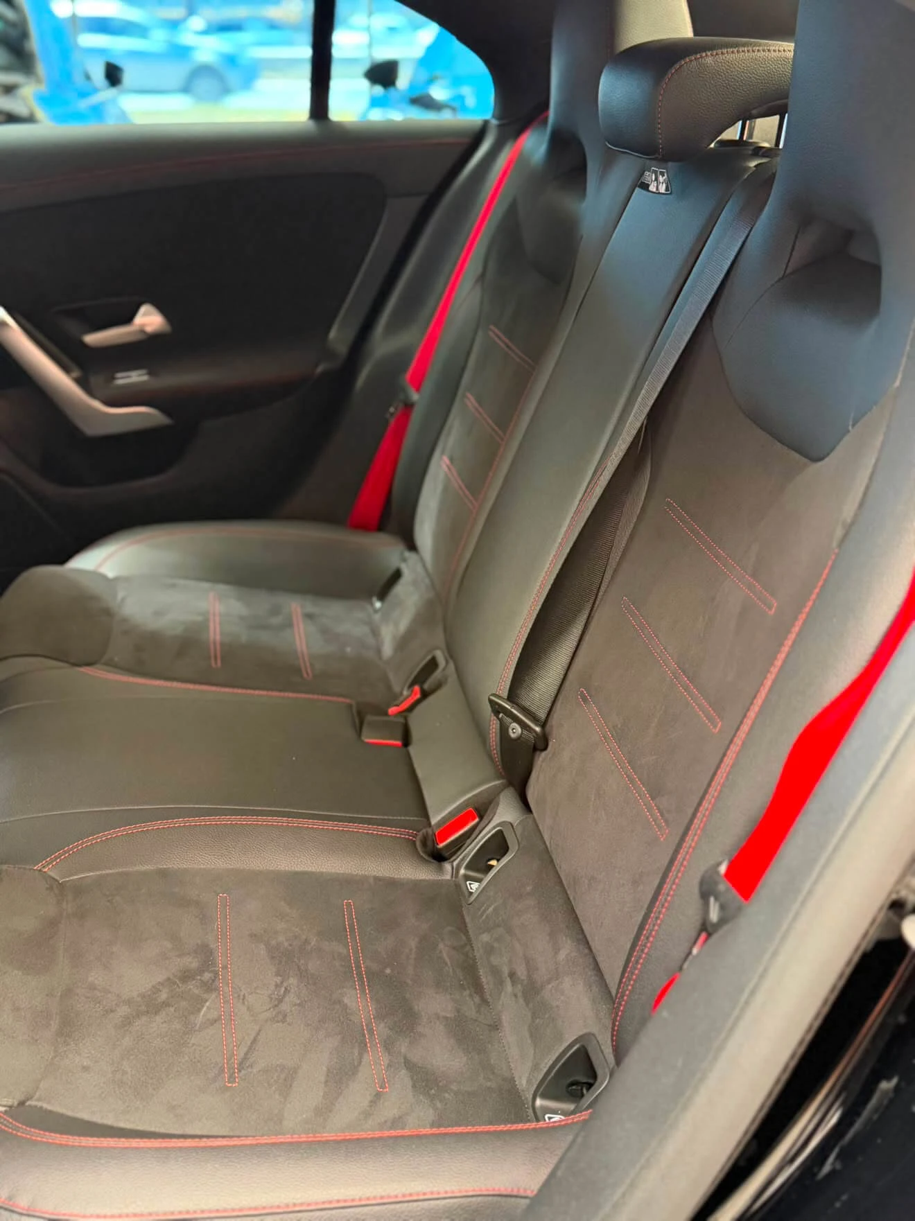 Mercedes-Benz CLA 200 AMG/MBUX/Ambient/Камера/Lane Assist/Подгрев, снимка 3 - Автомобили и джипове - 55500857