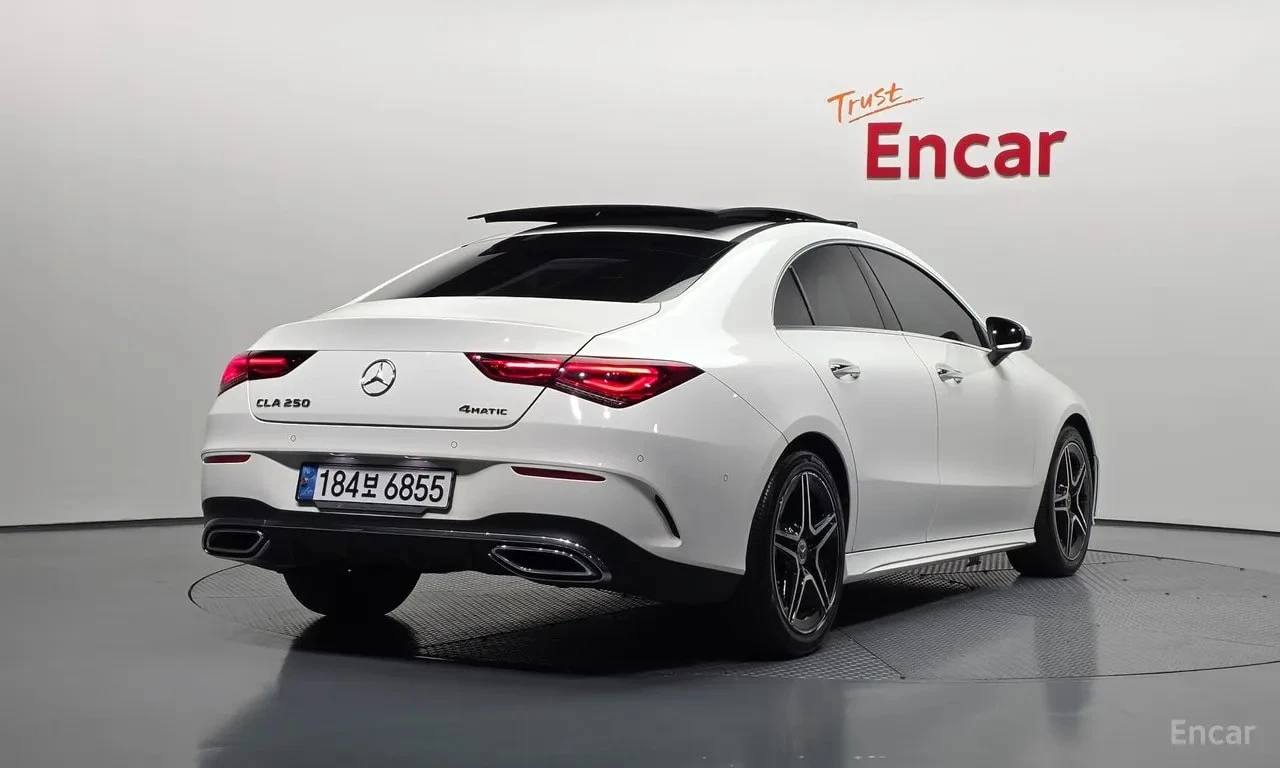 Mercedes-Benz CLA 250 АМГ ПАКЕТ/4MATIC/ПОДГРЕВ/АМБИЕНТ/ПАМЕТ/, снимка 2 - Автомобили и джипове - 56003027