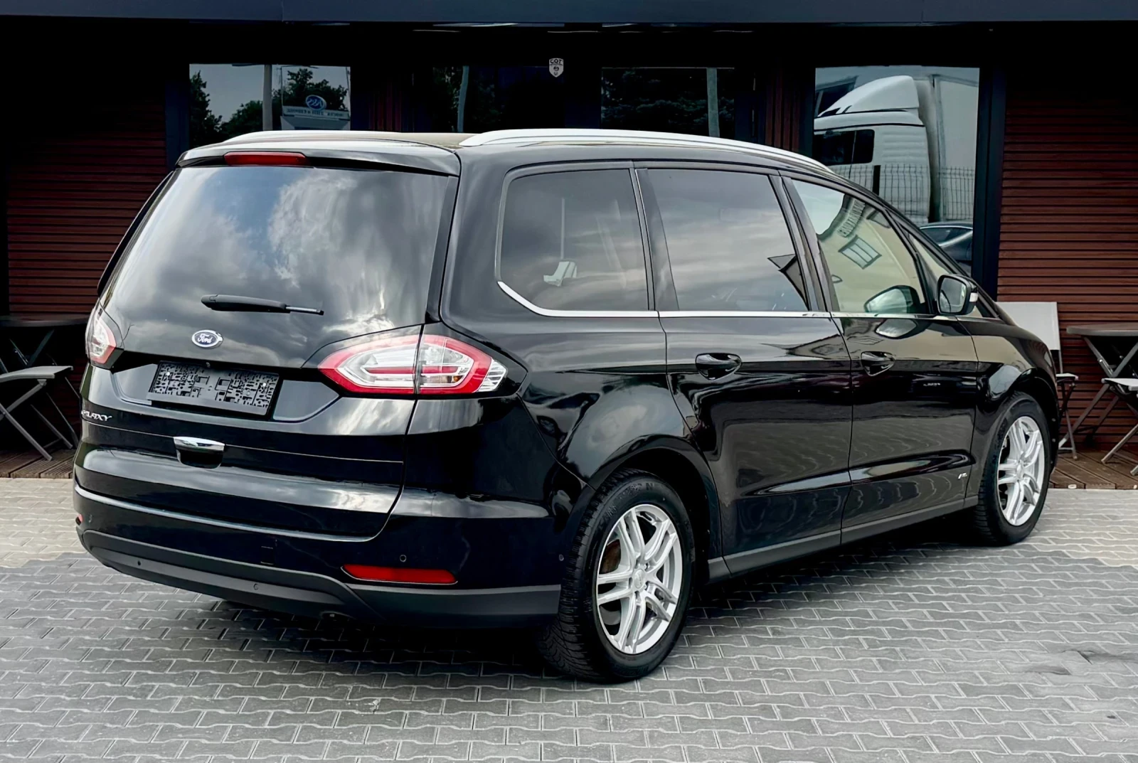 Ford Galaxy Face* 4X4* 6+ 1* Панорама* Памет* Sony* , снимка 4 - Автомобили и джипове - 56192603