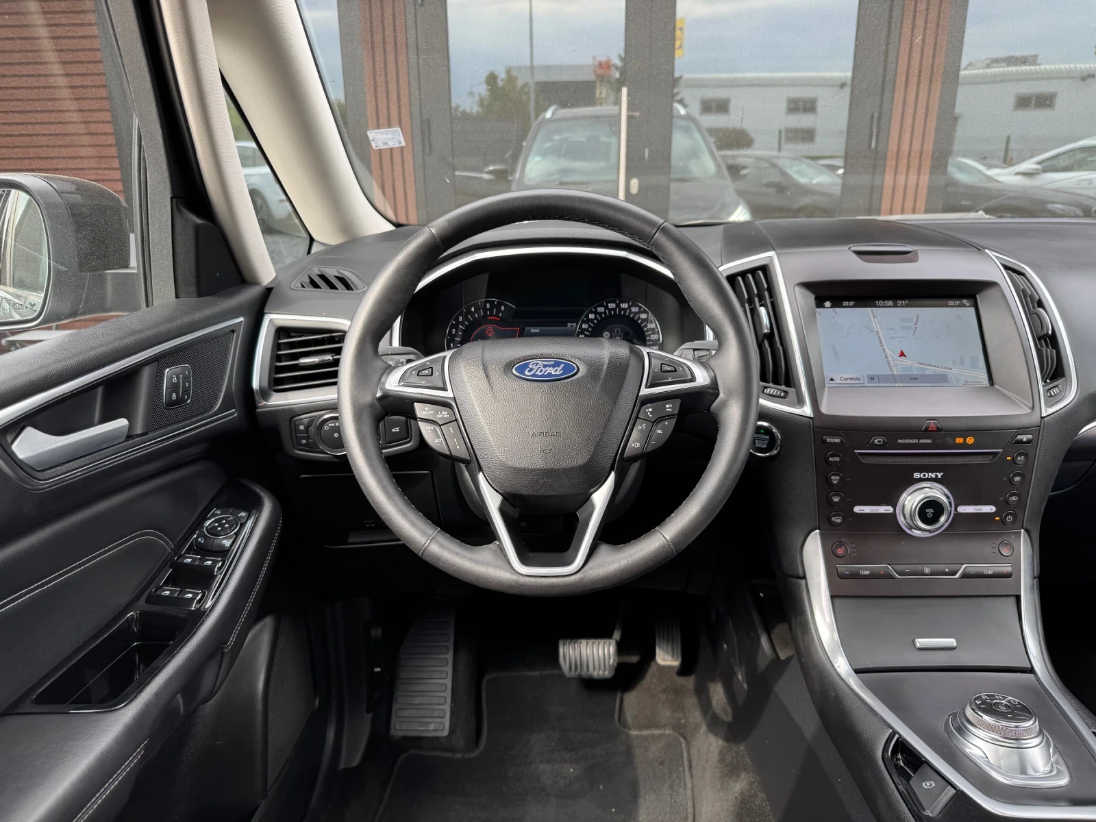 Ford Galaxy Face* 4X4* 6+ 1* Панорама* Памет* Sony* , снимка 10 - Автомобили и джипове - 56192603