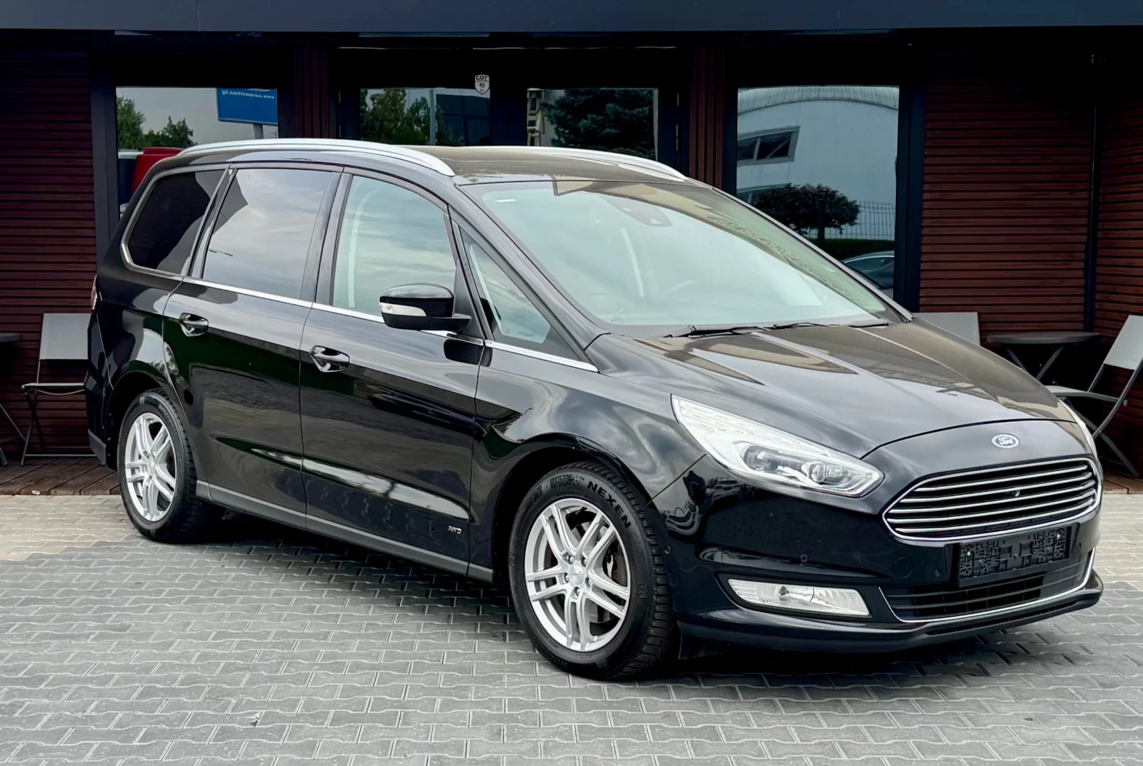 Ford Galaxy Face* 4X4* 6+ 1* Панорама* Памет* Sony* , снимка 3 - Автомобили и джипове - 56192603