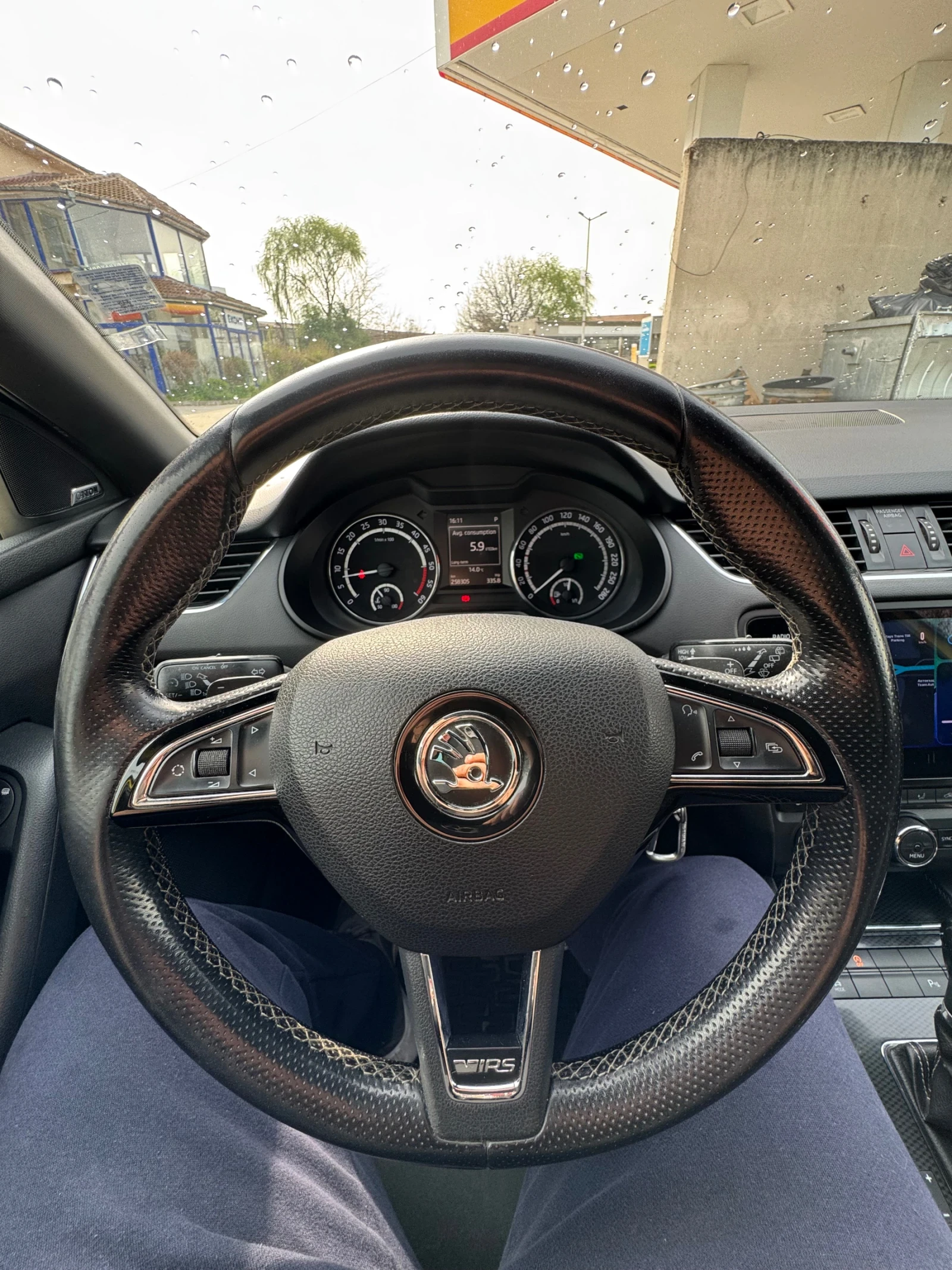 Skoda Octavia VRS, снимка 8 - Автомобили и джипове - 56238958