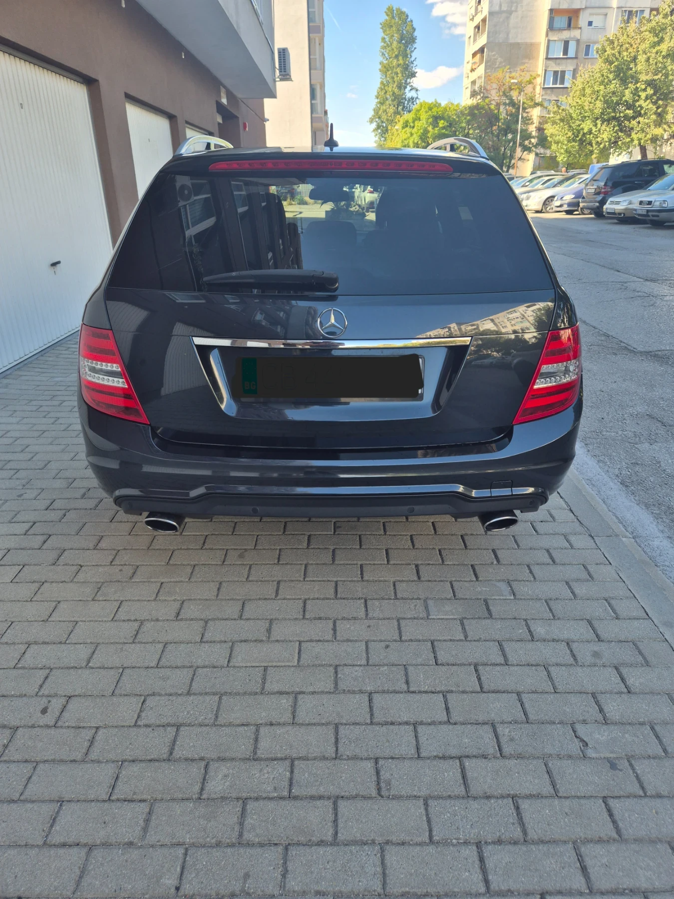 Mercedes-Benz C 300 C 300 4 Matic, снимка 6 - Автомобили и джипове - 56294494