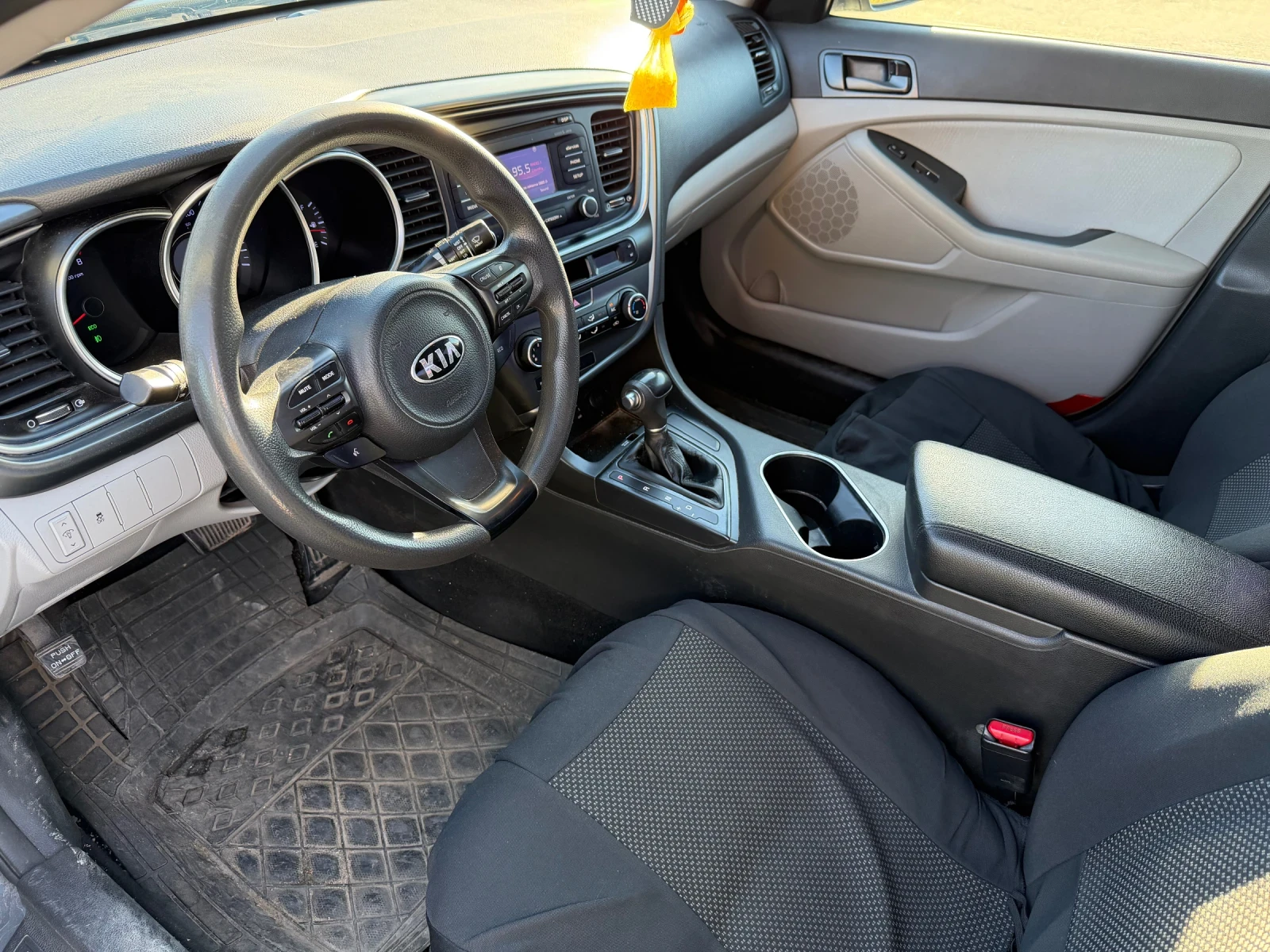 Kia Optima 2.4 Автомат 192к.с., снимка 8 - Автомобили и джипове - 56496020