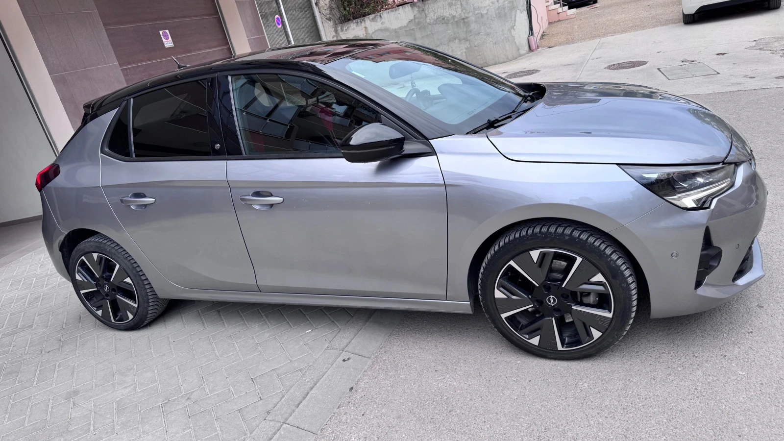 Opel Corsa GS Line, снимка 4 - Автомобили и джипове - 56536856