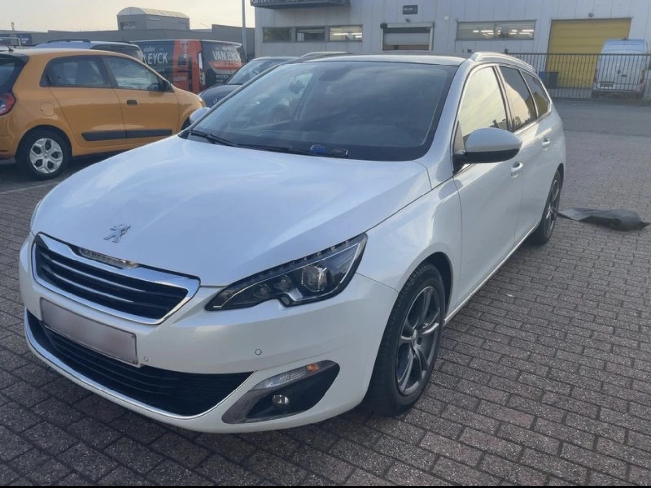 Peugeot 308 ALLURE | ���� | ���� | ������ | �������� | KeyLess | Mobile.bg � ����������� 2