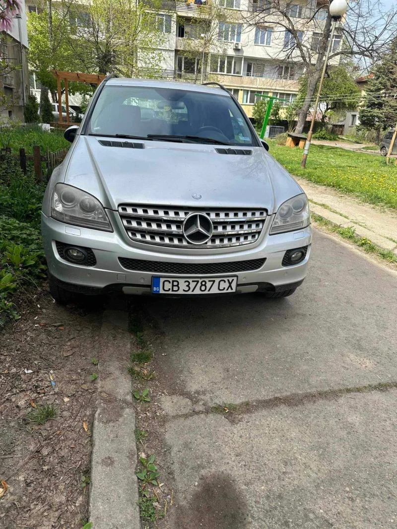 Mercedes-Benz ML 320, снимка 2 - Автомобили и джипове - 47643558