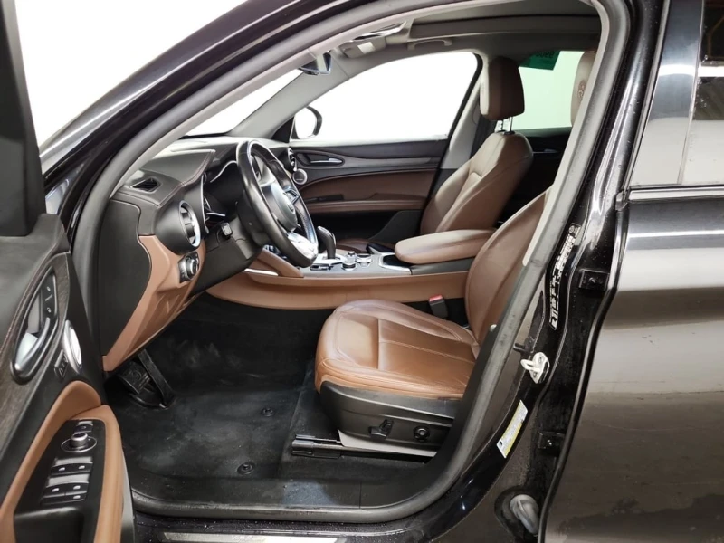 Alfa Romeo Stelvio * TI * CARFAX * ЦЕНА ДО БЪЛГАРИЯ, снимка 9 - Автомобили и джипове - 53085819