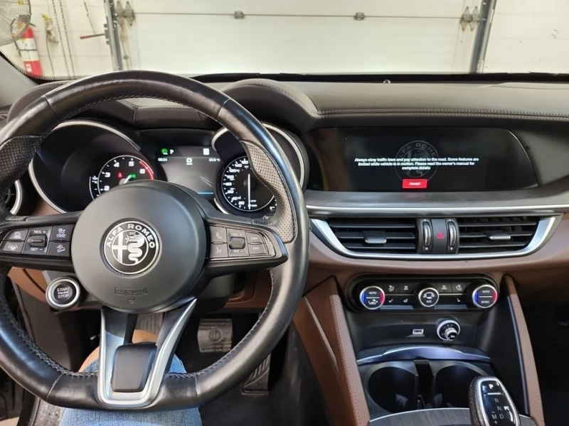Alfa Romeo Stelvio * TI * CARFAX * ЦЕНА ДО БЪЛГАРИЯ, снимка 10 - Автомобили и джипове - 53085819