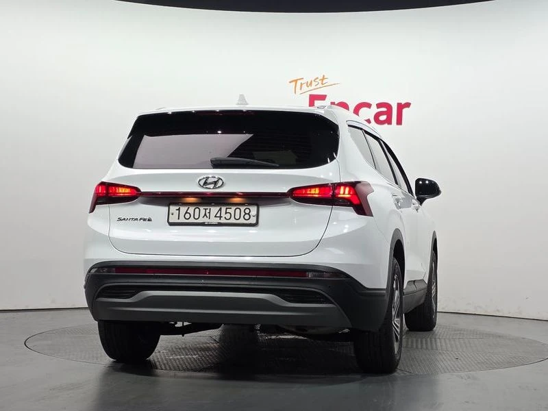 Hyundai Santa fe 2.2 Automatic, снимка 4 - Автомобили и джипове - 55656346